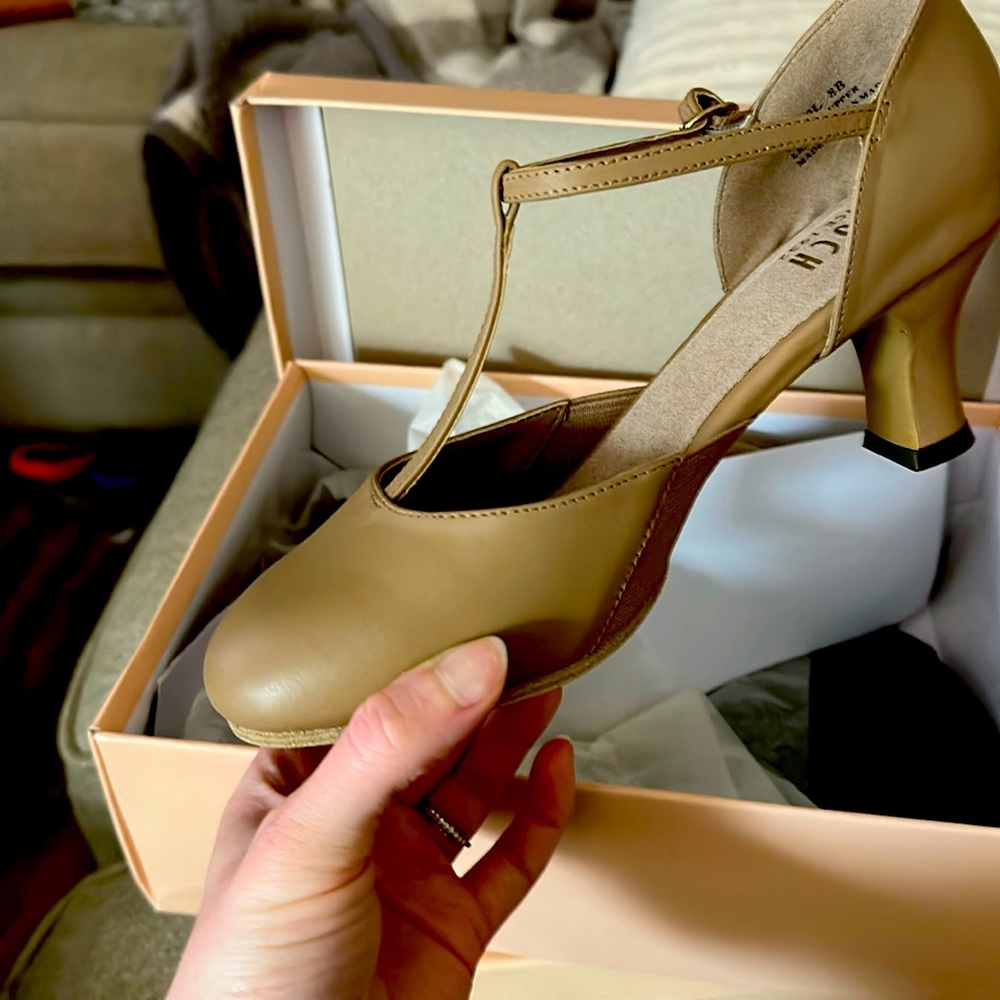 Bloch Split Flex Tan Character Shoes